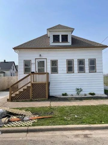$154,000 | 2513 54th Street, Kenosha, WI 53140