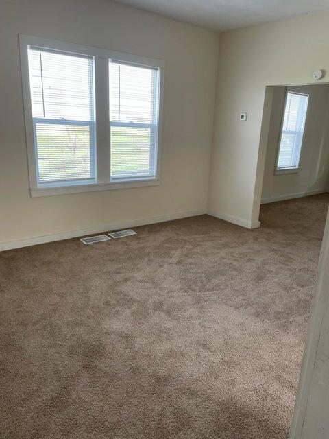 2513 54th Street Kenosha, WI 53140 - Photo 8 of 12 20220511145220514010000000-o