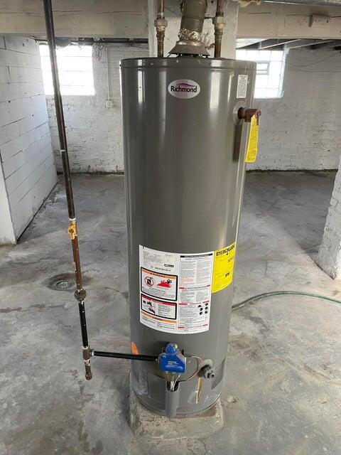 2513 54th Street Kenosha, WI 53140 - Photo 10 of 12 20220511145230064436000000-o