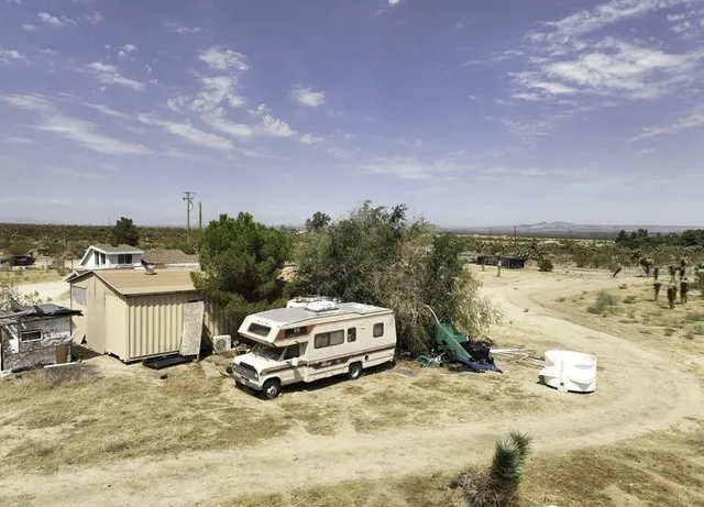 $210,000 | 32800 223rd Street East, Llano, CA 93544