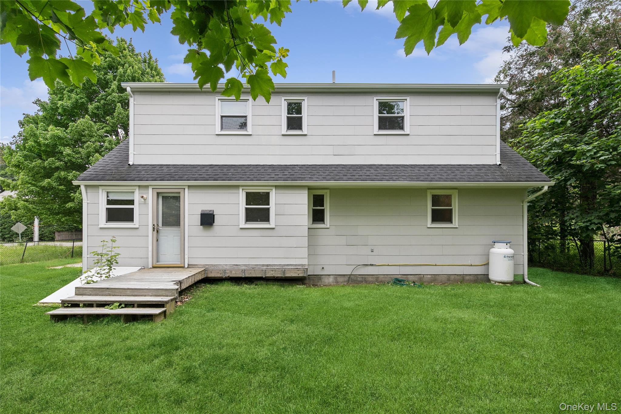 111 Miller Road Southampton, NY 11968 - Photo 27 of 29