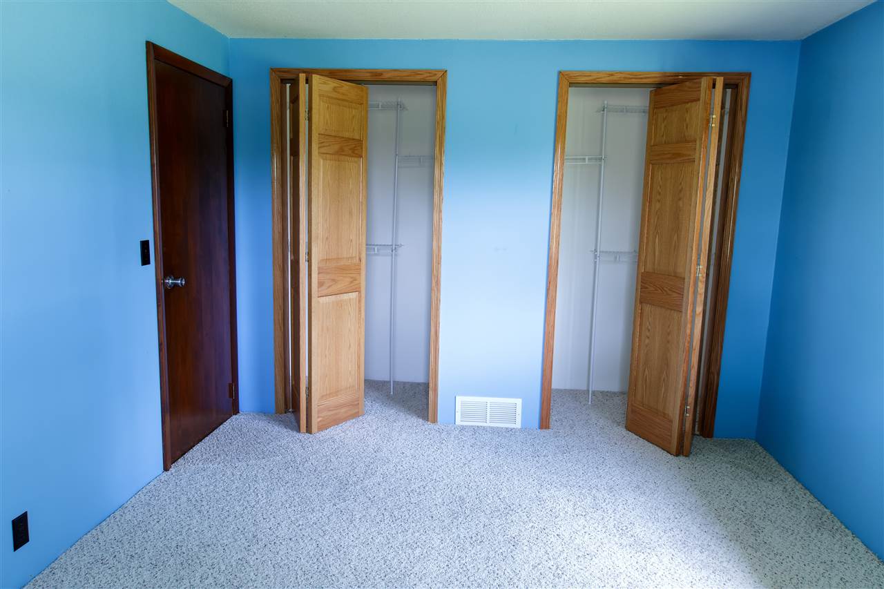 1731 South Shepherd Road Mount Pleasant, MI 48858 - Photo 13 of 29 1818150-12.JPG