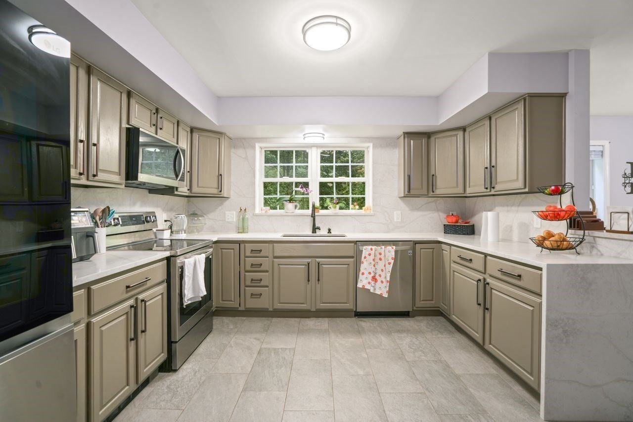 115 Farm Pond Road Oakham, MA 01068 - Photo 13 of 42 Gallery Image 13