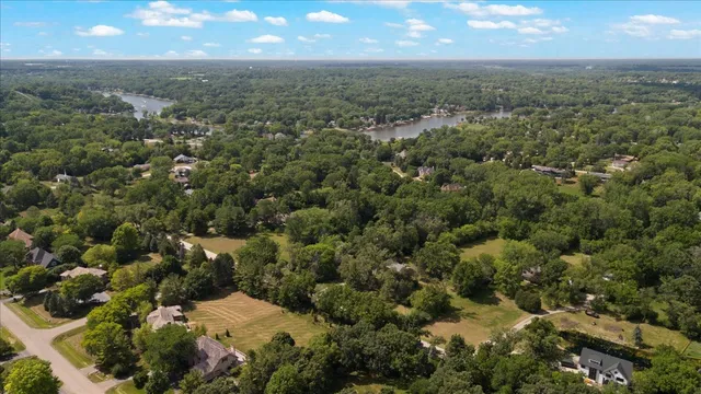 $820,000 | 28442 West Main Street, Barrington, IL 60010