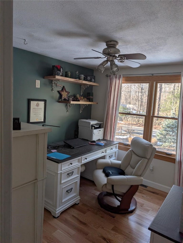 241 Perry Hill Road Coventry, RI 02816 - Photo 18 of 34