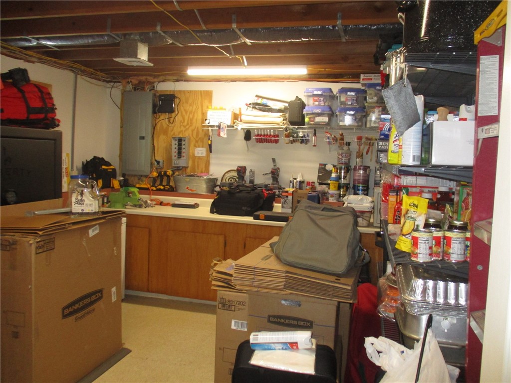 241 Perry Hill Road Coventry, RI 02816 - Photo 32 of 34