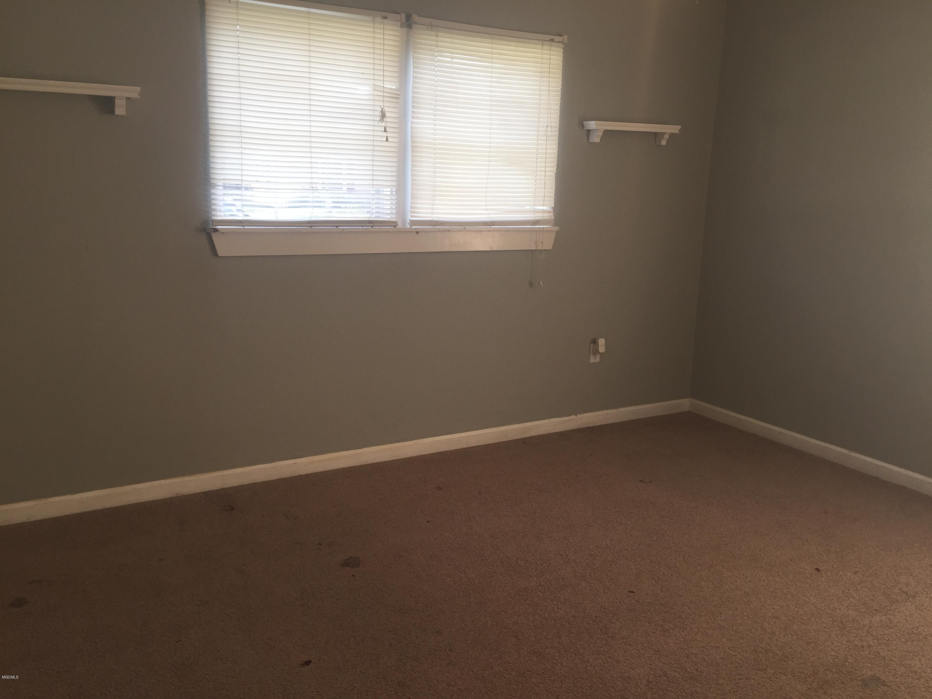 1734 Ridgeway Drive Biloxi, MS 39531 - Photo 5 of 19 Bedroom