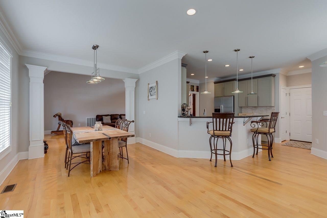 405 Park Ridge Circle Greer, SC 29651 - Photo 4 of 36 Gallery Image 4