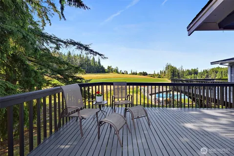 $1,183,000 | 8802 Key Peninsula Highway Northwest, Lakebay, WA 98349