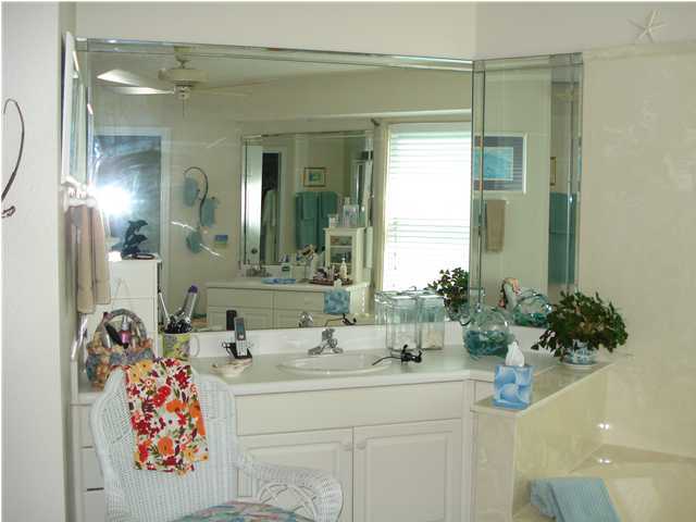142 Beachside Drive, Unit 8 Santa Rosa Beach, FL 32459 - Photo 9 of 19 Gallery Image 9