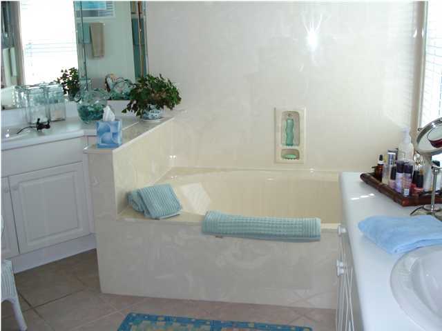 142 Beachside Drive, Unit 8 Santa Rosa Beach, FL 32459 - Photo 10 of 19 Gallery Image 10