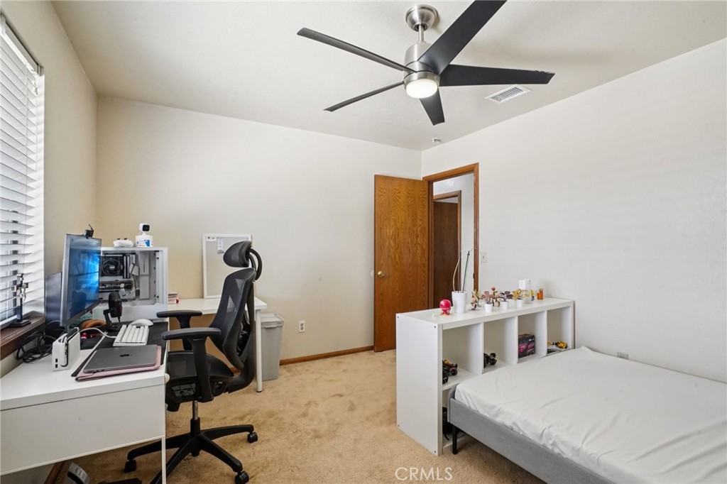 14610 Havasu Road Apple Valley, CA 92307 - Photo 22 of 39