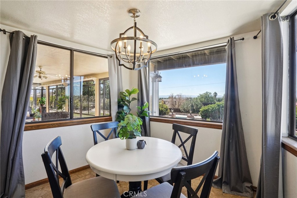 14610 Havasu Road Apple Valley, CA 92307 - Photo 10 of 39