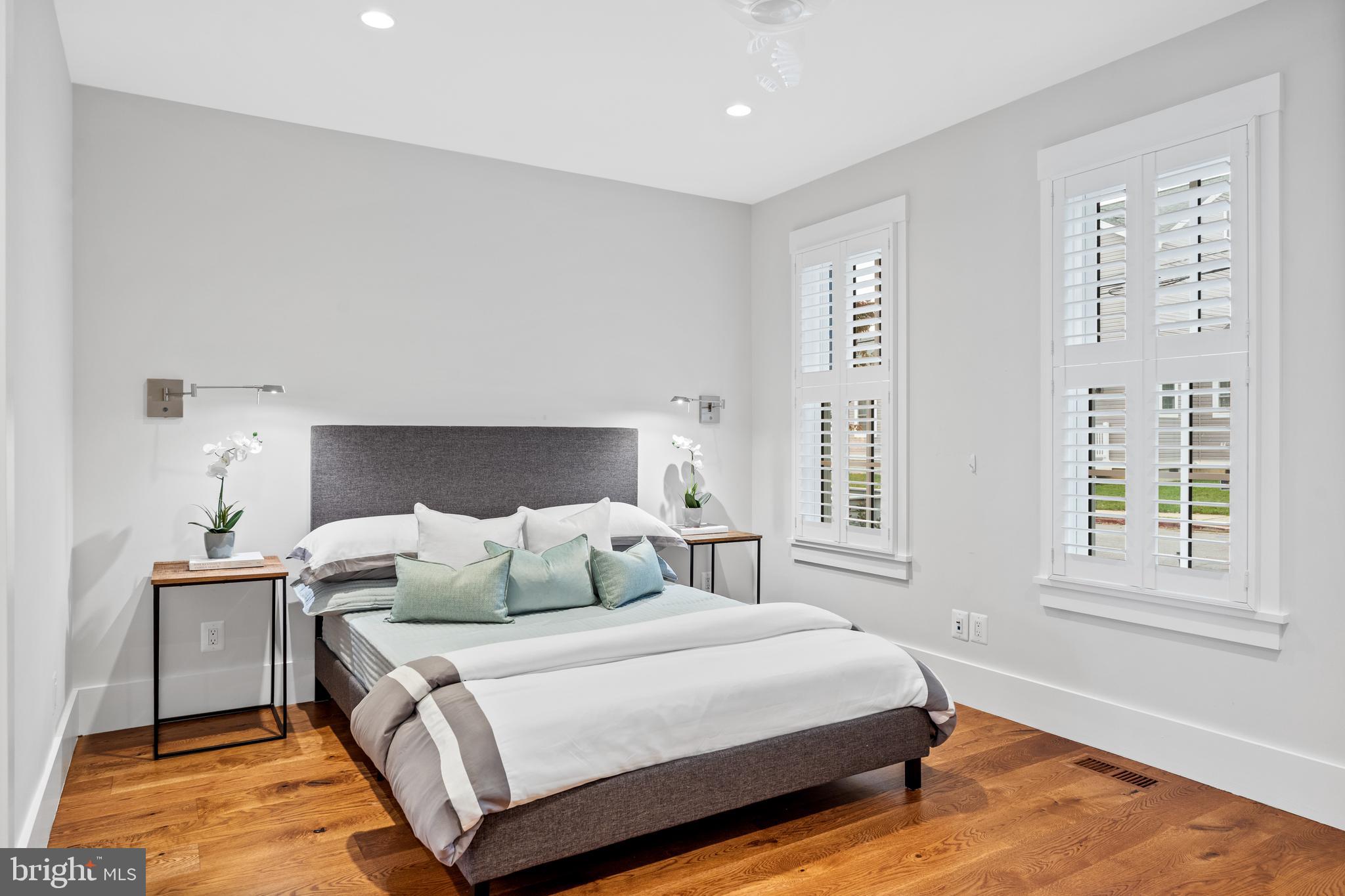 35 Eastern Avenue Annapolis, MD 21403 - Photo 21 of 35 Main Floor Bedroom