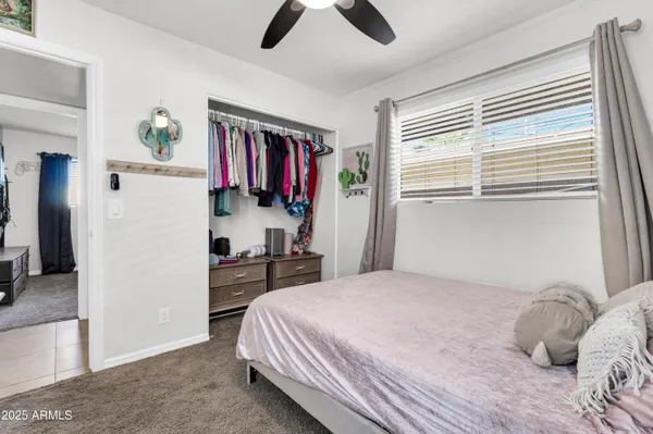 $379,900 | 320 West Laguna Drive, Tempe, AZ 85282