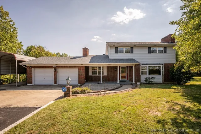 $389,900 | 1525 East Willis Road, New Albany, IN 47150