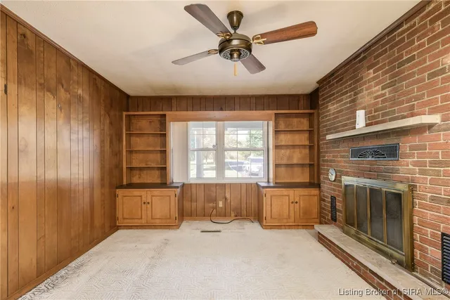 $389,900 | 1525 East Willis Road, New Albany, IN 47150