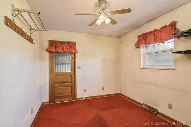 $389,900 | 1525 East Willis Road, New Albany, IN 47150