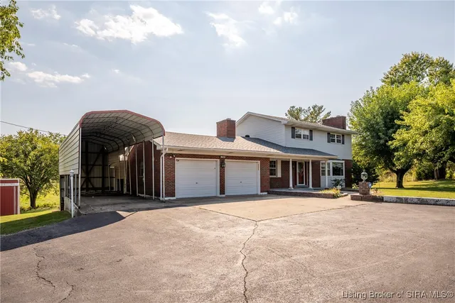 $389,900 | 1525 East Willis Road, New Albany, IN 47150