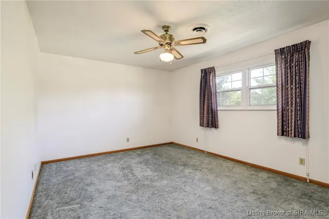 $389,900 | 1525 East Willis Road, New Albany, IN 47150