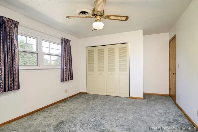 $389,900 | 1525 East Willis Road, New Albany, IN 47150