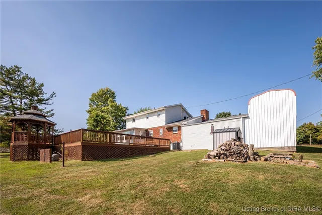 $389,900 | 1525 East Willis Road, New Albany, IN 47150