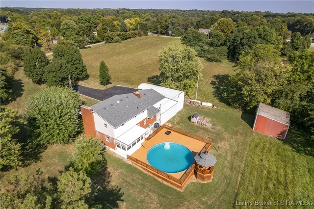 $389,900 | 1525 East Willis Road, New Albany, IN 47150