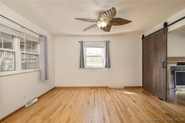 $389,900 | 1525 East Willis Road, New Albany, IN 47150