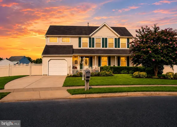 $449,900 | 7 Hawthorn Way, Clayton, NJ 08312