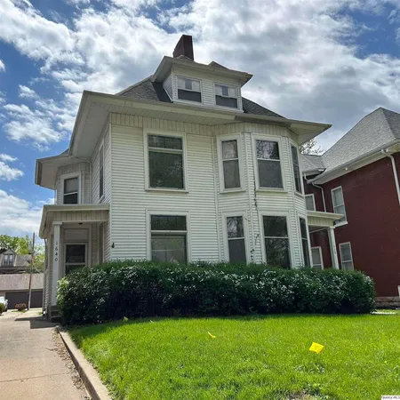 $1,600 | 1640 Jersey Street, Quincy, IL 62301