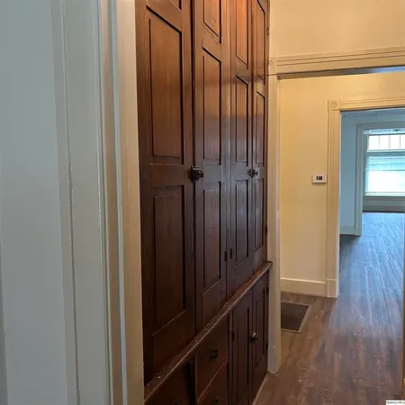 $1,600 | 1640 Jersey Street, Quincy, IL 62301