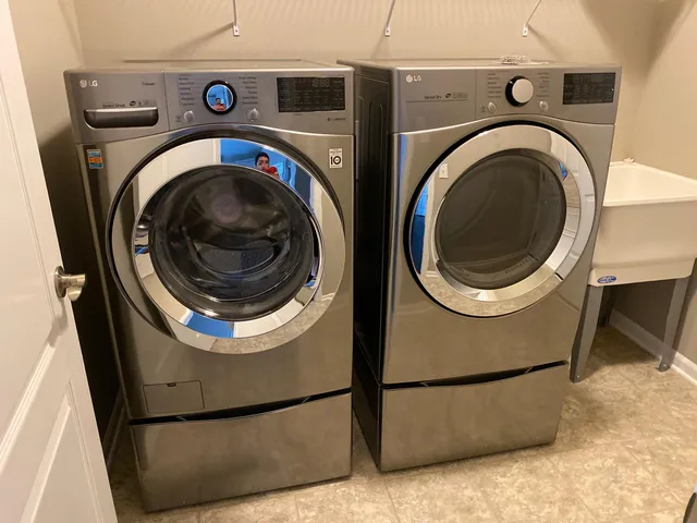 $560,000 | 2757 Polson Street, Ann Arbor, MI 48105