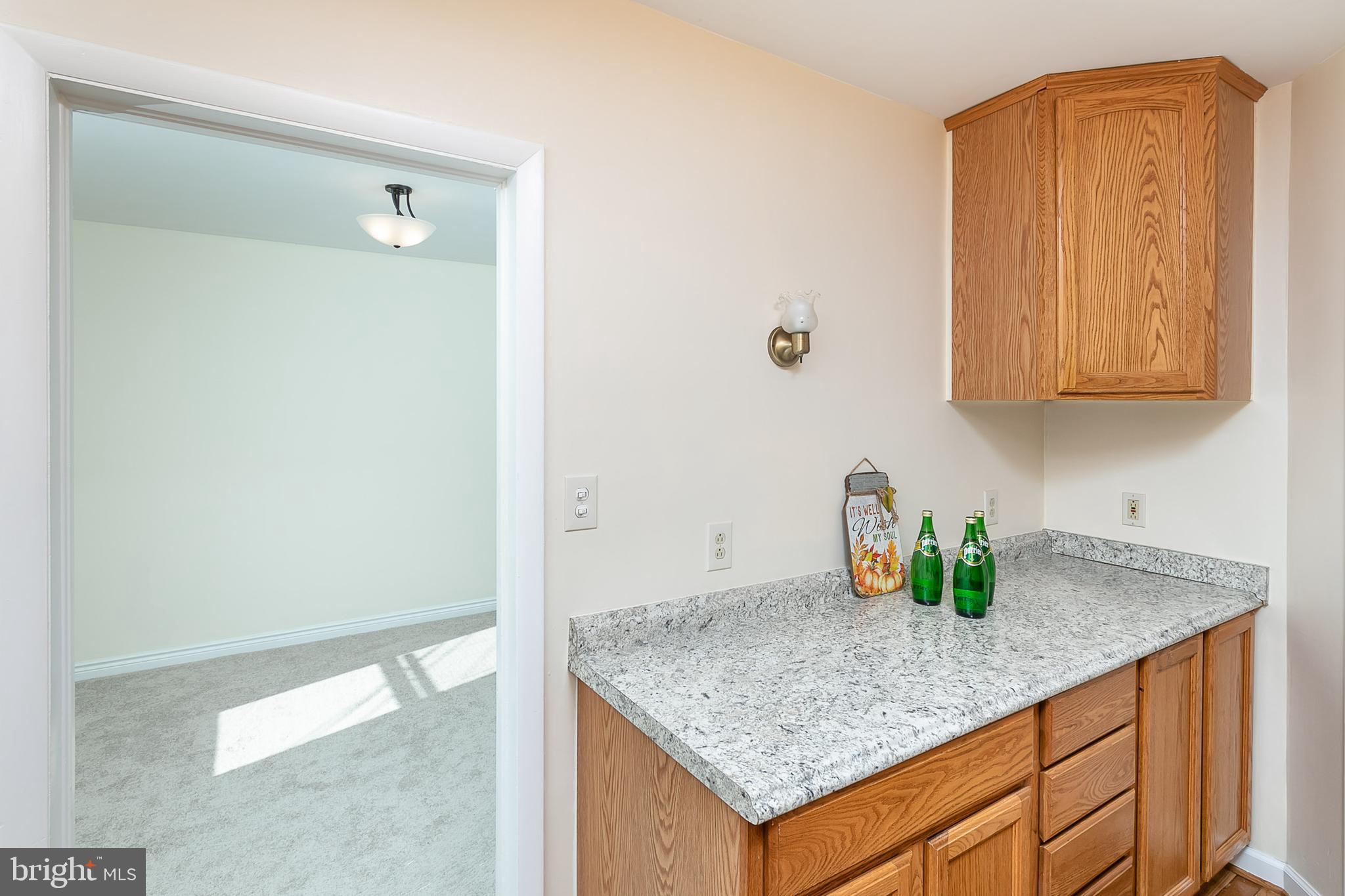 1727 Red Oak Road Baltimore, MD 21234 - Photo 11 of 32 Kitchen