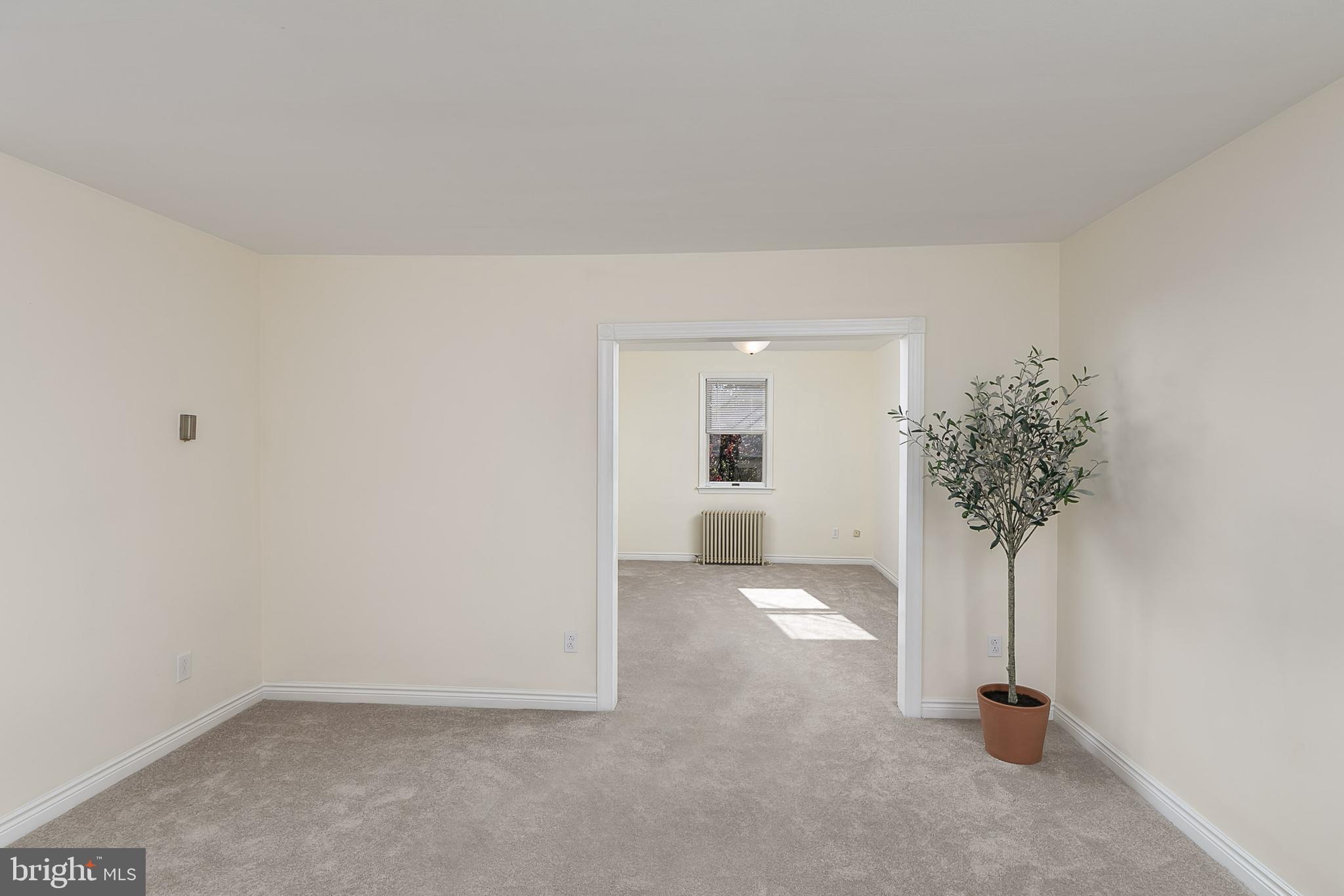 1727 Red Oak Road Baltimore, MD 21234 - Photo 7 of 32