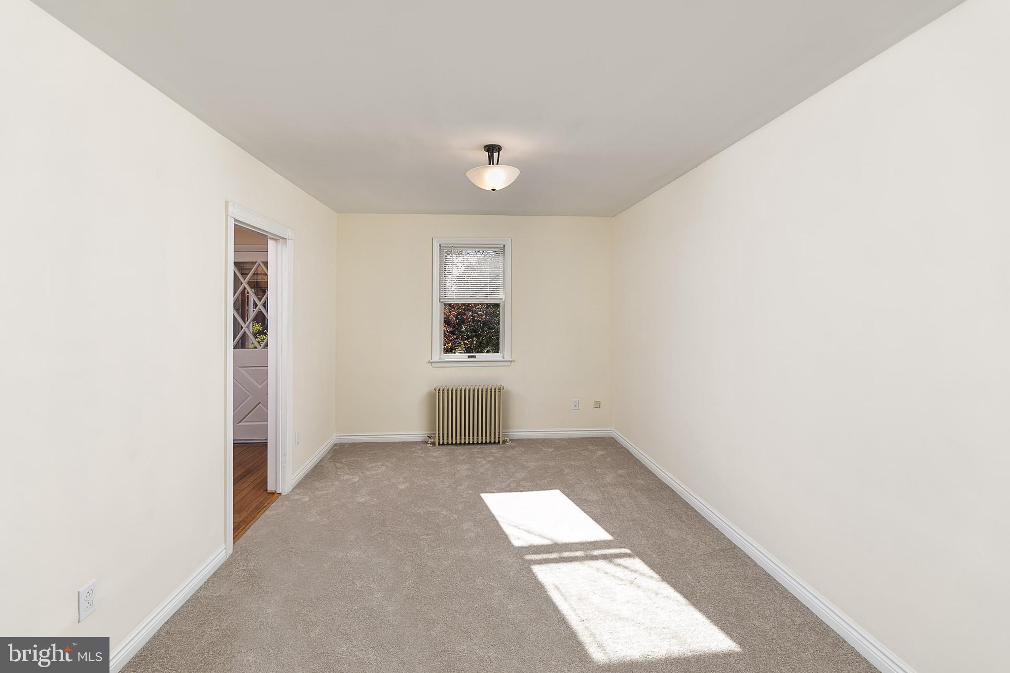 1727 Red Oak Road Baltimore, MD 21234 - Photo 8 of 32 Dining Room