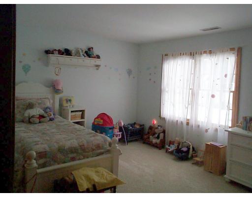 4 Country Lake Road Methuen, MA 01844 - Photo 15 of 18 Gallery Image 15