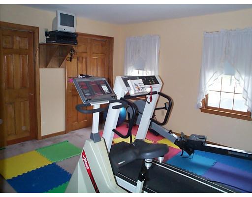 4 Country Lake Road Methuen, MA 01844 - Photo 17 of 18 Gallery Image 17