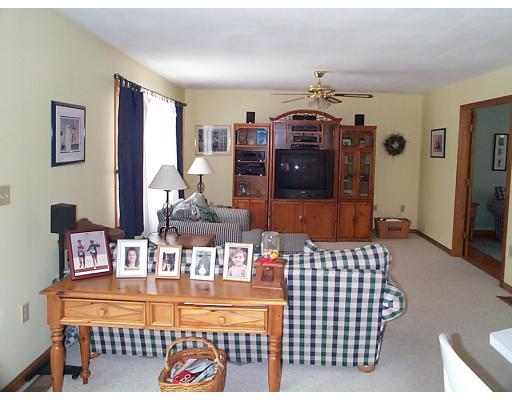 4 Country Lake Road Methuen, MA 01844 - Photo 5 of 18 Gallery Image 5