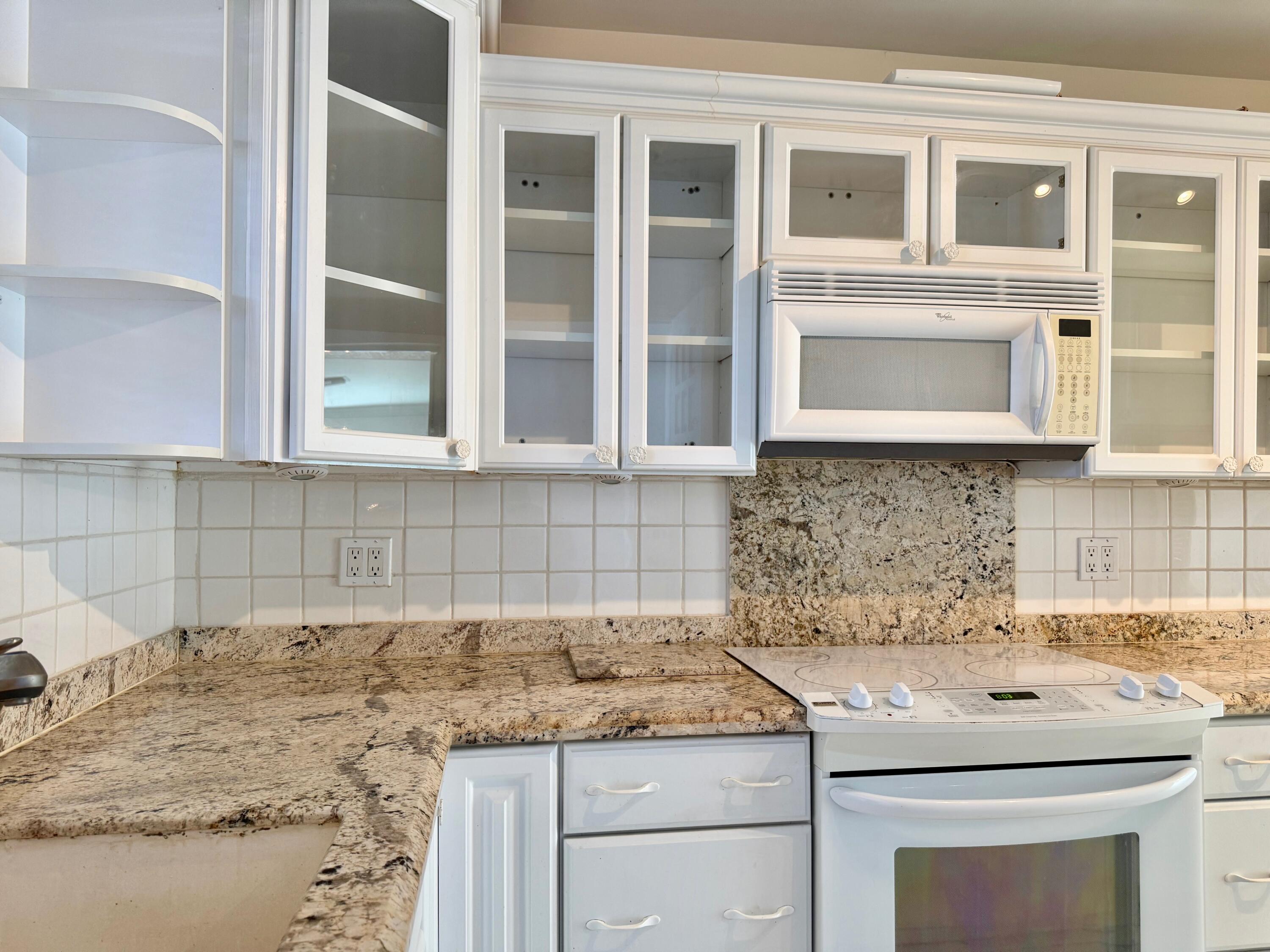 2601 South Ocean Boulevard, Unit 7 Boca Raton, FL 33432 - Photo 11 of 47 IMG_4918