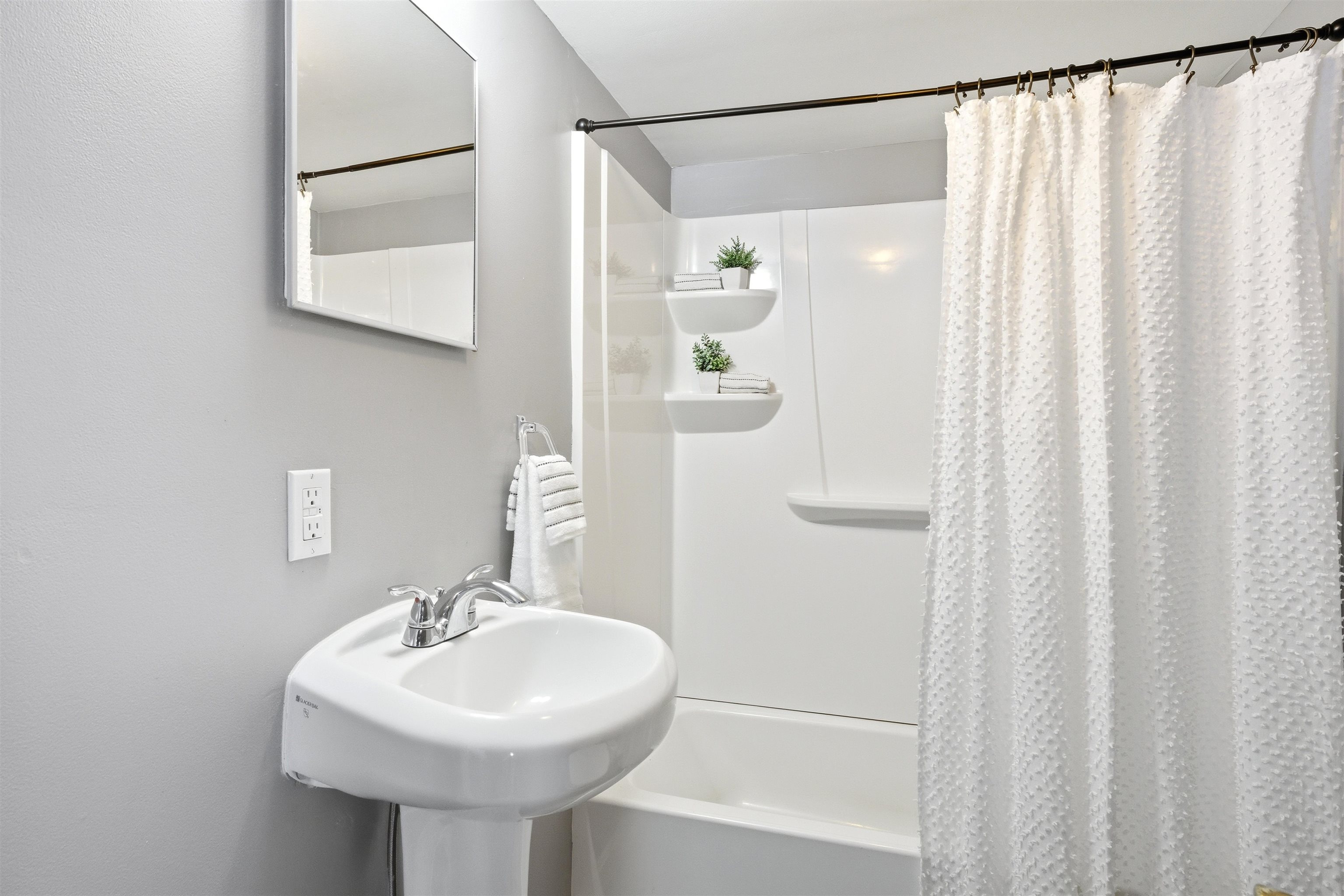 16 Bowen School Road Deering, NH 03244 - Photo 9 of 23