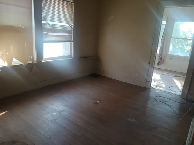 $89,500 | 13910 South Edbrooke Avenue, Riverdale, IL 60827