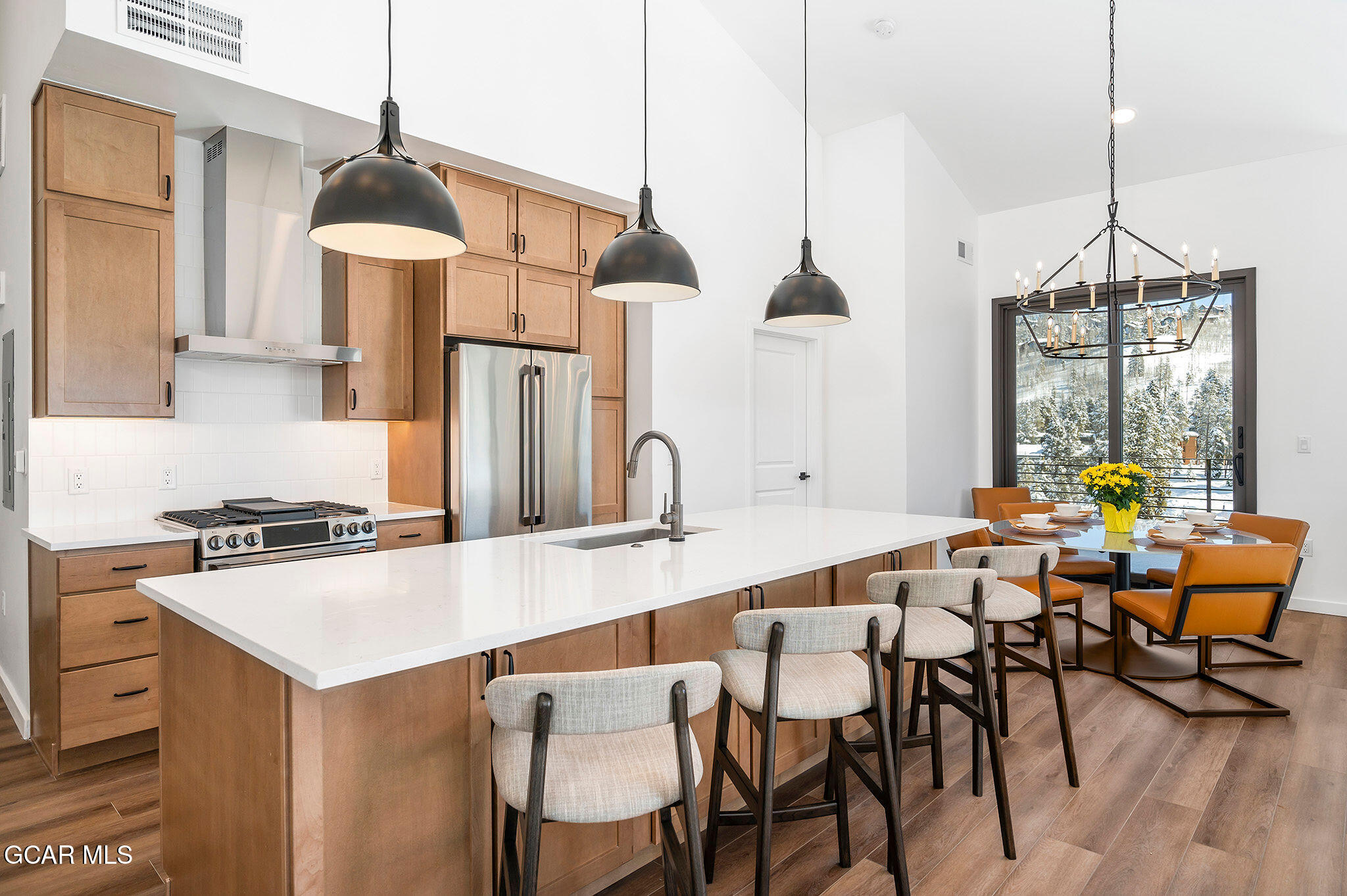 720 Baker Drive, Unit 410 Winter Park, CO 80482 - Photo 14 of 37 Kitchen- Dining