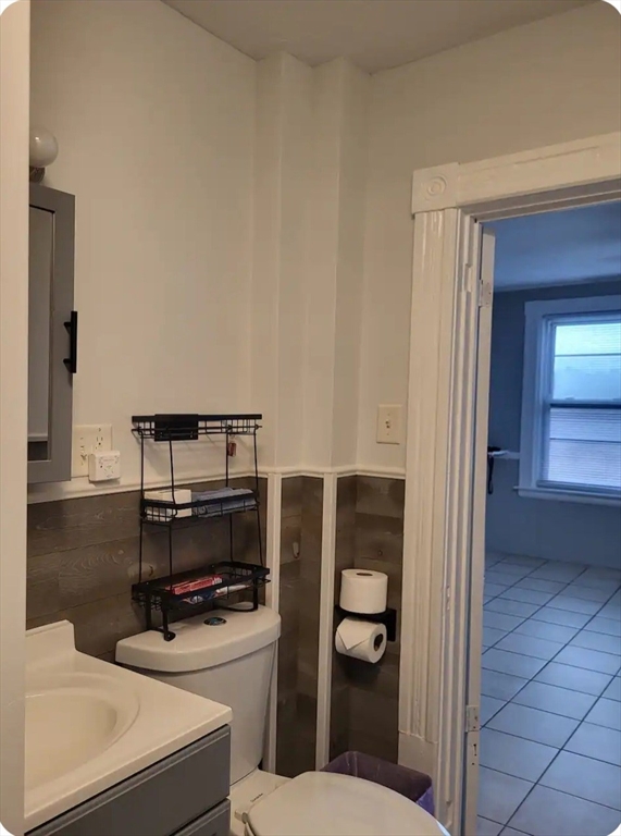 9 Reeves Street, Unit 3 Worcester, MA 01607 - Photo 17 of 25