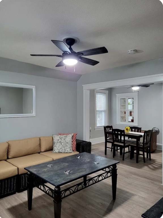 9 Reeves Street, Unit 3 Worcester, MA 01607 - Photo 5 of 25