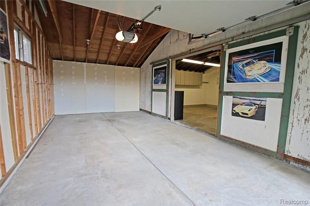 3900 Allen Road Ortonville, MI 48462 - Photo 55 of 55 55) Garage.jpg