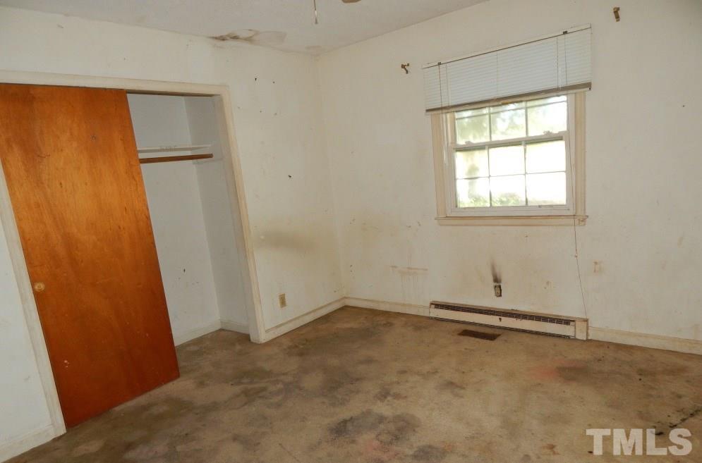 305 Chandler Road Durham, NC 27703 - Photo 4 of 11 Gallery Image 4