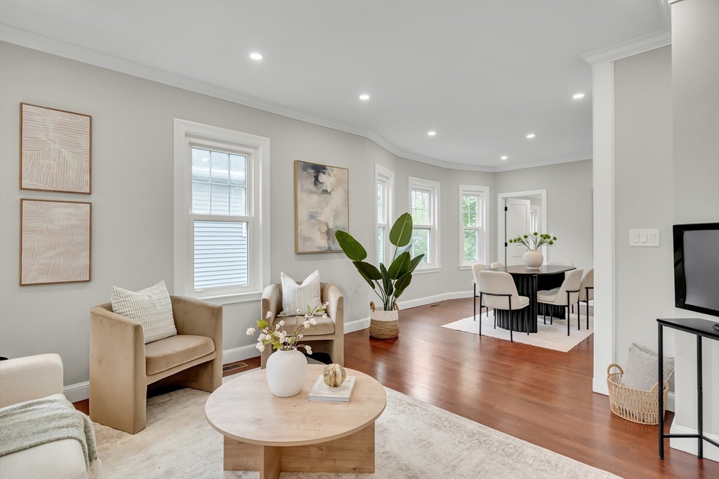 20 Riverview Street Dedham, MA 02026 - Photo 4 of 34