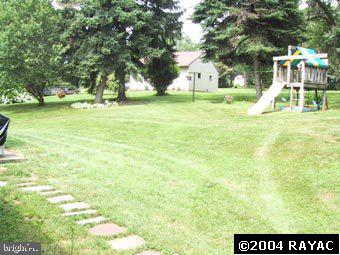 123 Scott Road York, PA 17403 - Photo 8 of 9 Gallery Image 8