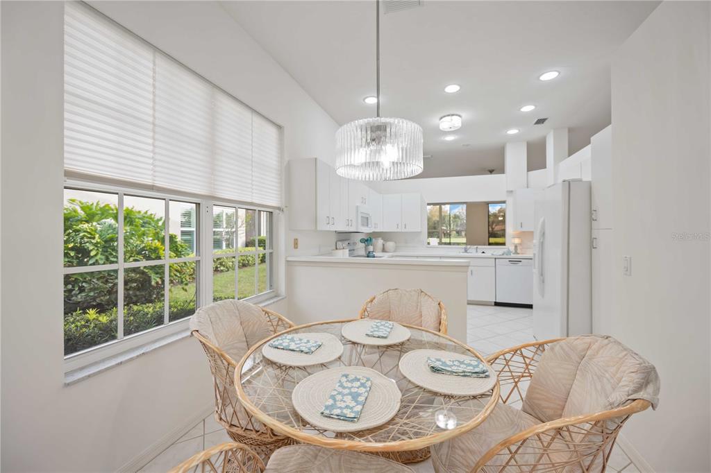 547 Fallbrook Drive Venice, FL 34292 - Photo 14 of 79