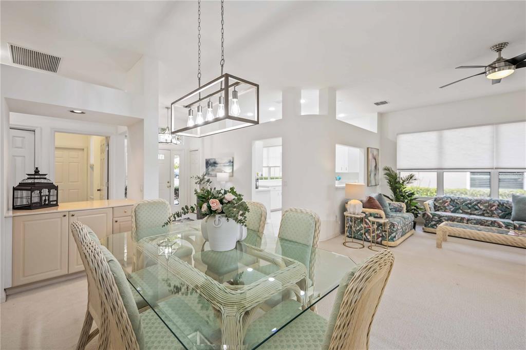 547 Fallbrook Drive Venice, FL 34292 - Photo 18 of 79